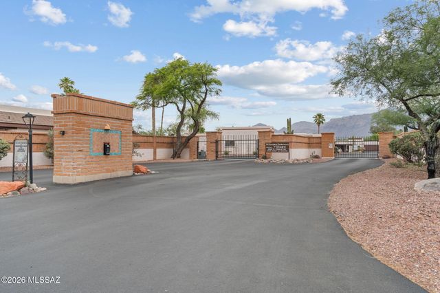 2839 E Weymouth Circle, Tucson, AZ 85716