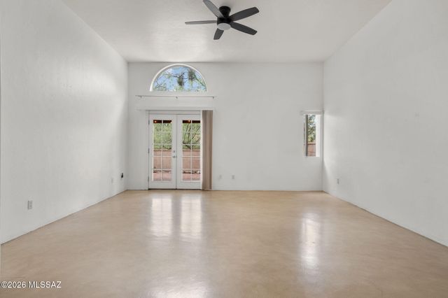 2839 E Weymouth Circle, Tucson, AZ 85716