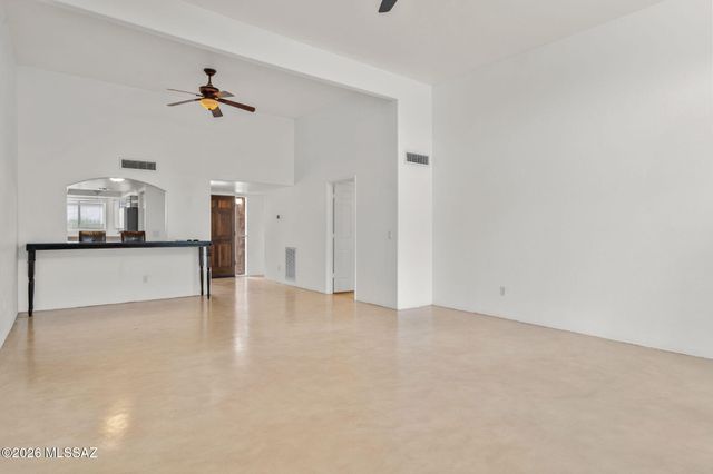 2839 E Weymouth Circle, Tucson, AZ 85716