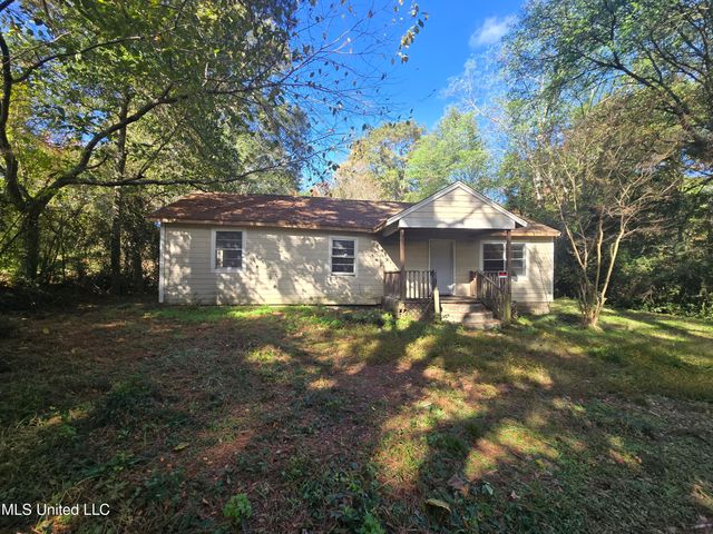 1104 Mccluer Road, Jackson, MS 39212