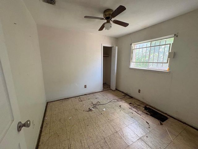 666 Overbluff Street, Channelview, TX 77530