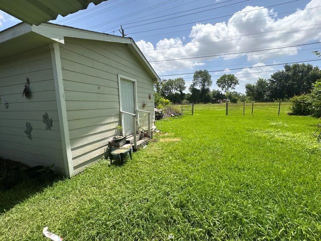 666 Overbluff Street, Channelview, TX 77530