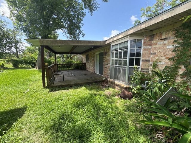 666 Overbluff Street, Channelview, TX 77530