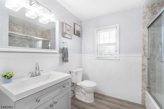 5 Heather Hill Way, Bridgewater Twp., NJ 08807