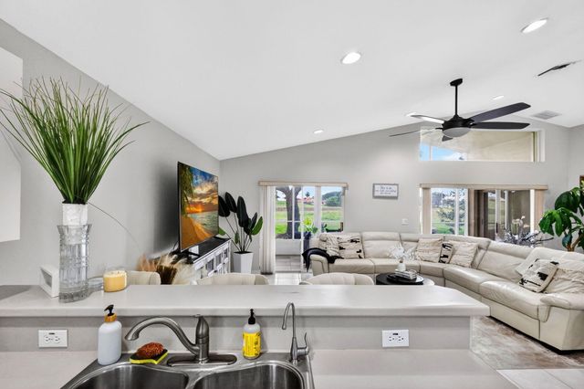 7207 Modena Drive, Boynton Beach, FL 33437