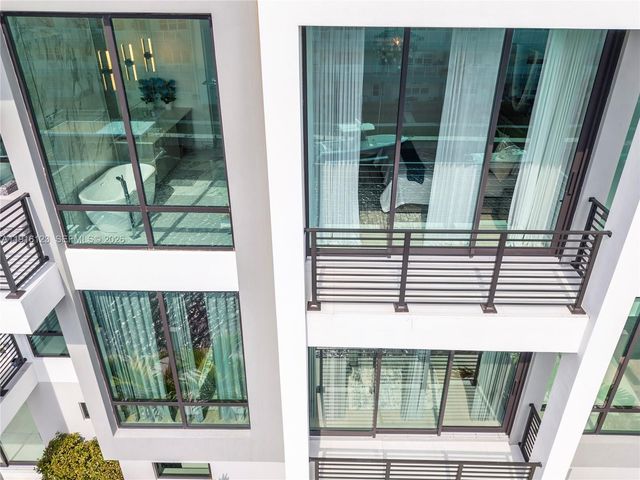 4098 NE 167 ST 9, North Miami Beach, FL 33160