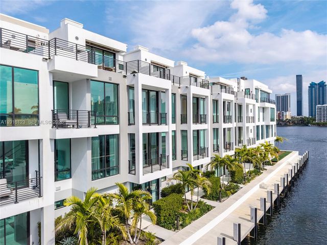 4098 NE 167 ST 9, North Miami Beach, FL 33160