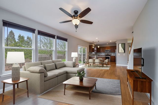 2382 Shiloh Drive, Aurora, IL 60503