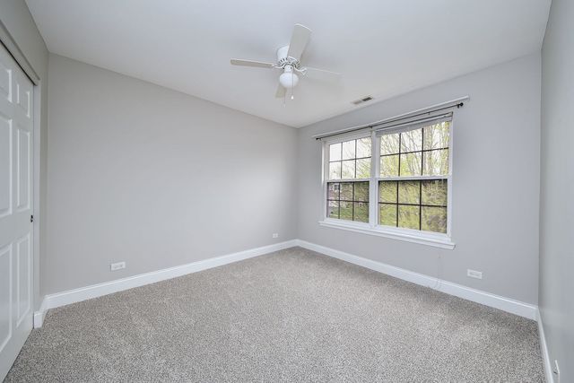 2382 Shiloh Drive, Aurora, IL 60503