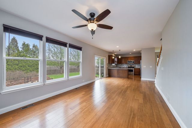 2382 Shiloh Drive, Aurora, IL 60503