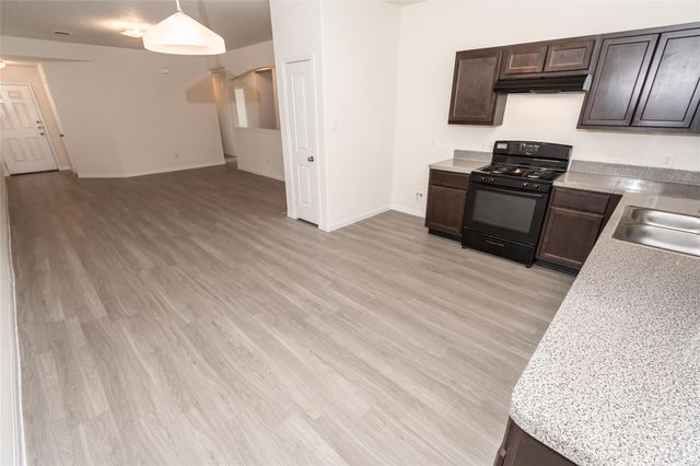 5511 Latta Plantation, Katy, TX 77449