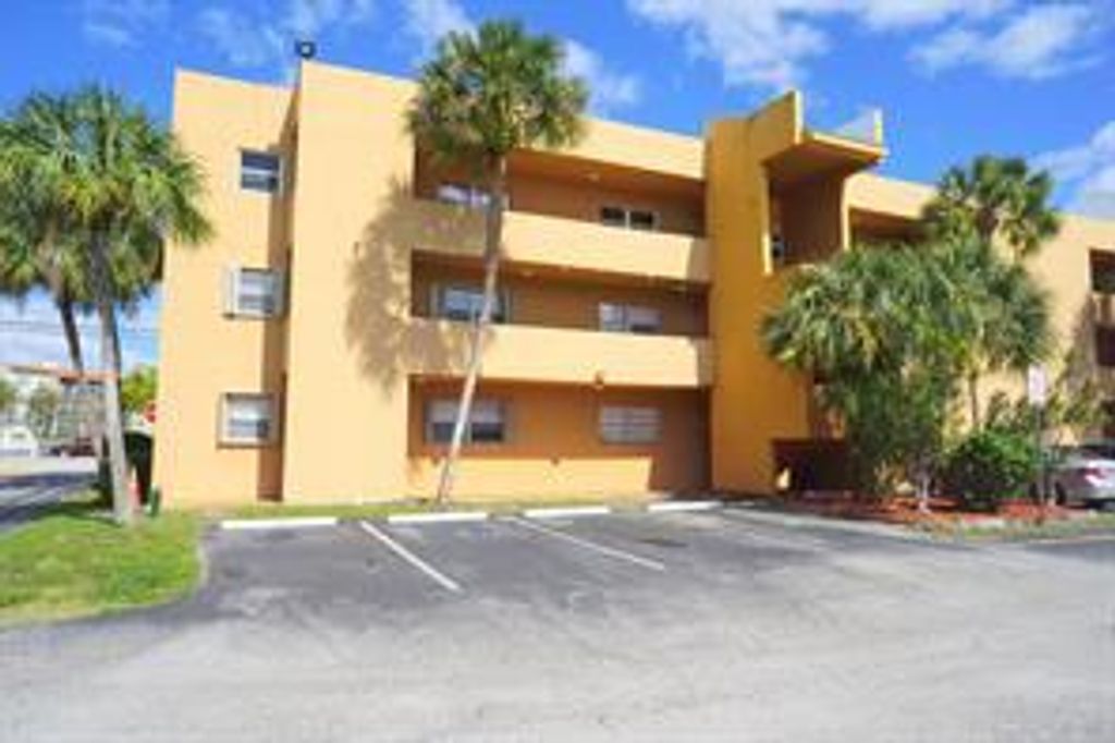 1891 SW 81ST Avenue 211, North Lauderdale, FL 33068