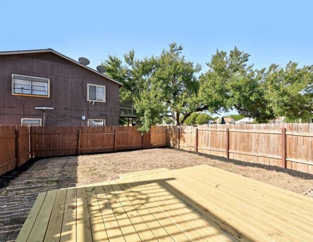 2303 Cedrick CV B, Austin, TX 78748