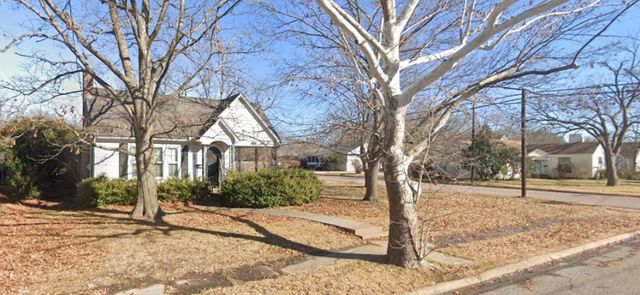 1603 N Lockhart Street, Sherman, TX 75092