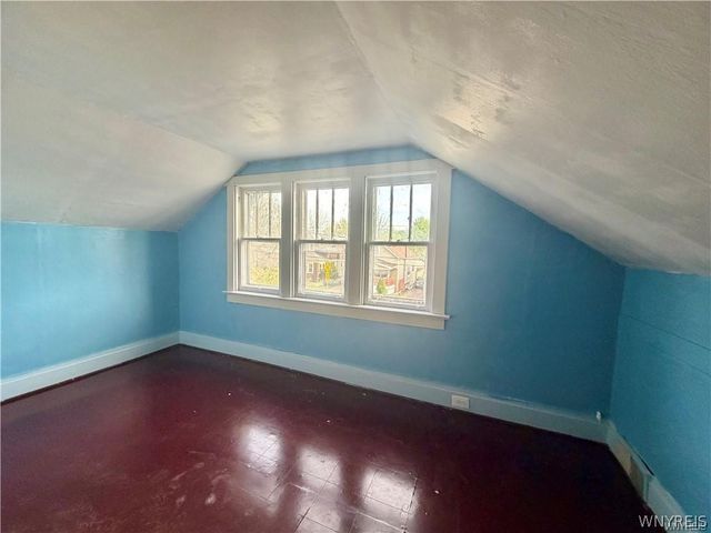 484 Dartmouth Avenue, Buffalo, NY 14215