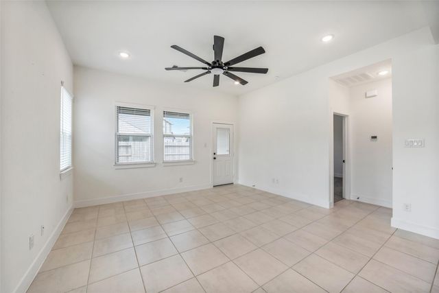 19384 Poppy Village Circle, Magnolia, TX 77355