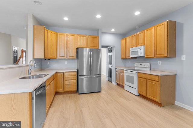 441 SADDLERY DR, Perkasie, PA 18944