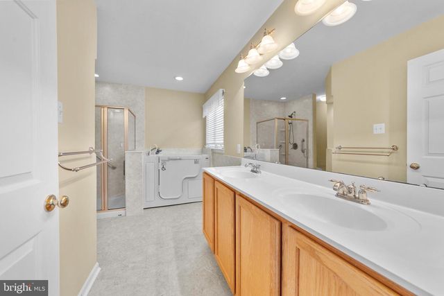 441 SADDLERY DR, Perkasie, PA 18944
