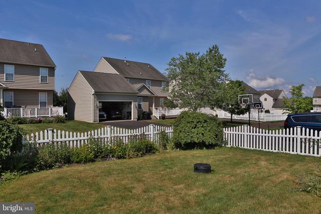441 SADDLERY DR, Perkasie, PA 18944