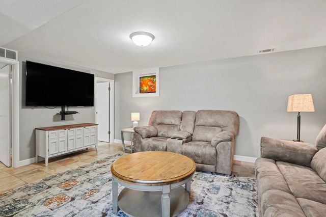 1250 Monroe Boulevard, South Haven, MI 49090