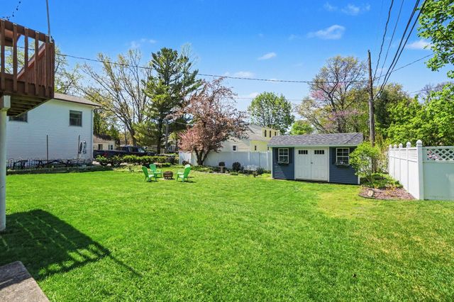 1250 Monroe Boulevard, South Haven, MI 49090