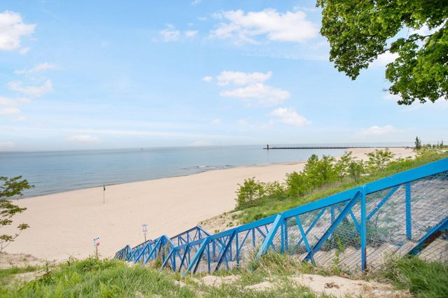 1250 Monroe Boulevard, South Haven, MI 49090