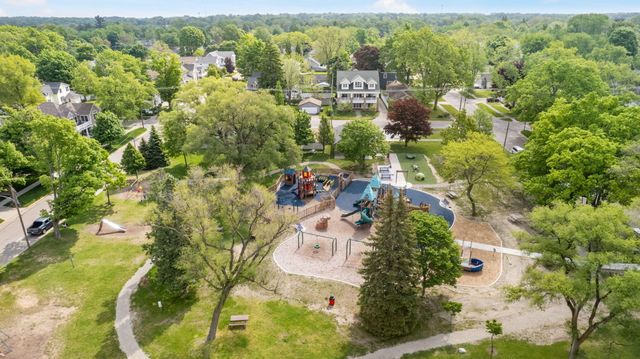 1250 Monroe Boulevard, South Haven, MI 49090