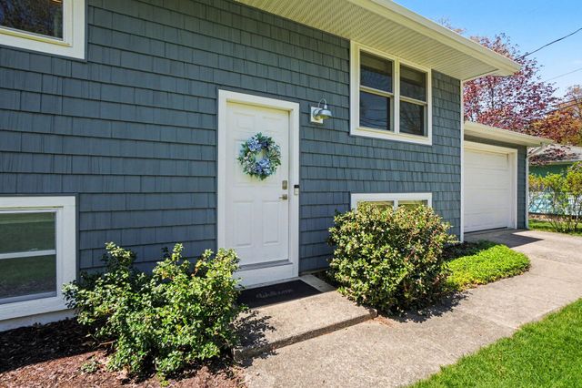 1250 Monroe Boulevard, South Haven, MI 49090