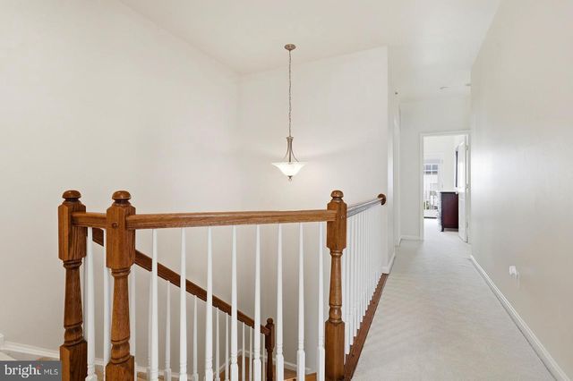 7931 CRESCENT PARK DR, Gainesville, VA 20155