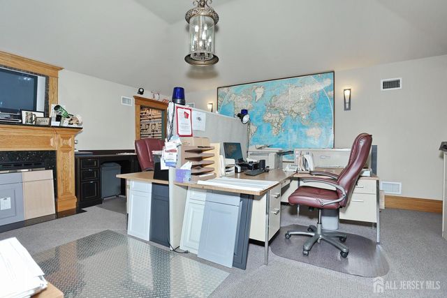 211 6th Avenue, Hawthorne, NJ 07506