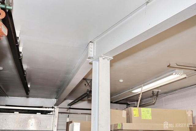 211 6th Avenue, Hawthorne, NJ 07506