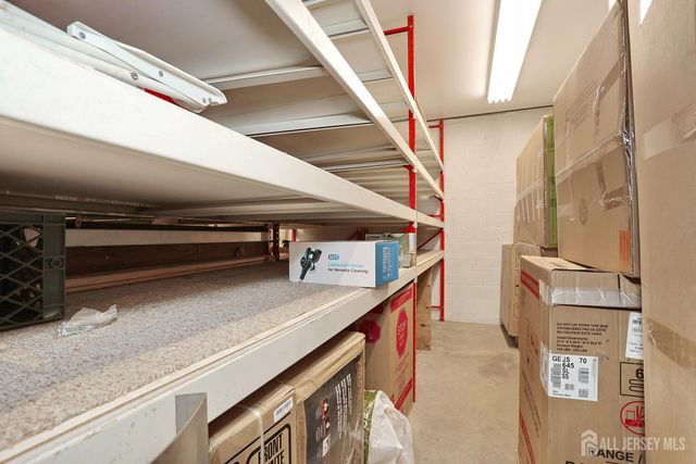 211 6th Avenue, Hawthorne, NJ 07506