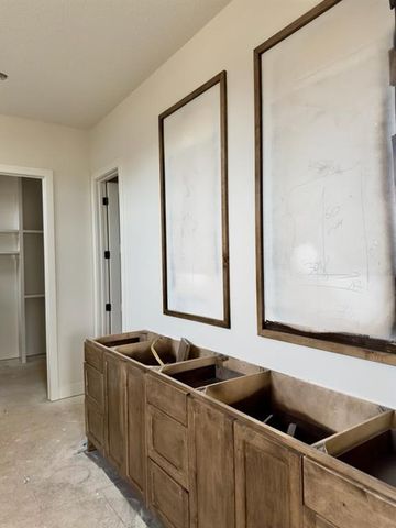 17408 Parkhill Street, Overland Park, KS 66221