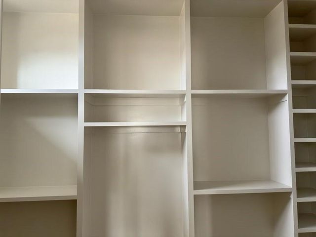 17408 Parkhill Street, Overland Park, KS 66221