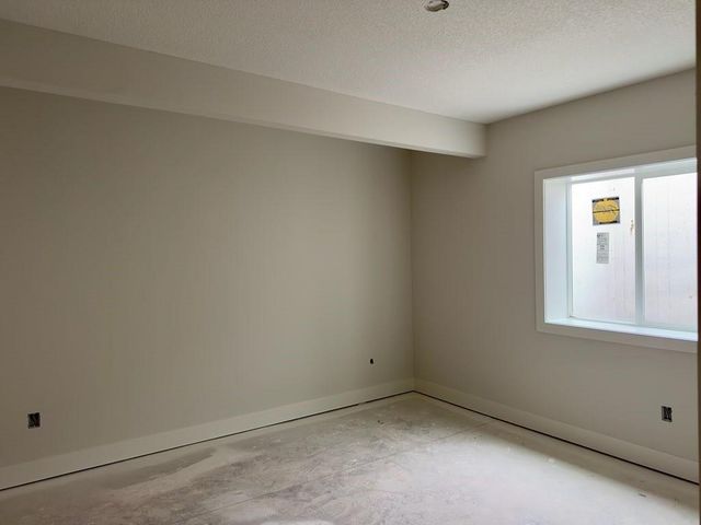 17408 Parkhill Street, Overland Park, KS 66221