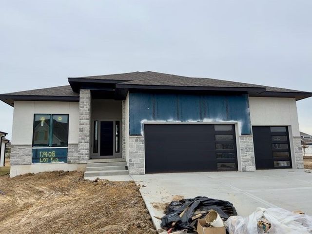 17408 Parkhill Street, Overland Park, KS 66221