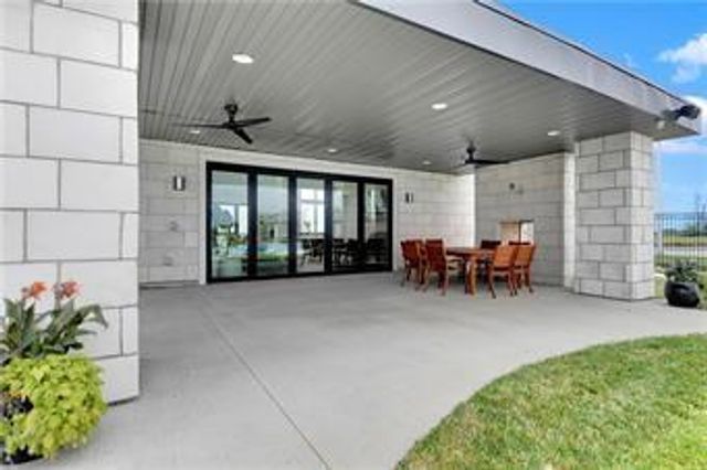 17408 Parkhill Street, Overland Park, KS 66221