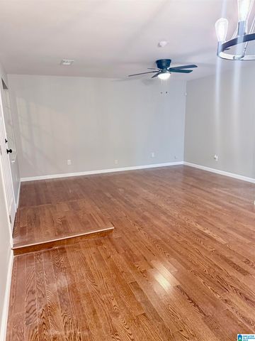 1103 26TH AVENUE N, Hueytown, AL 35023