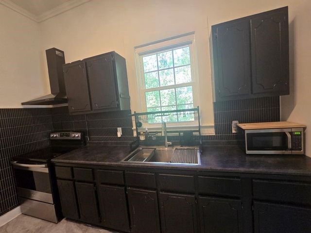 1709 Rembert Ave, Macon, GA 31201