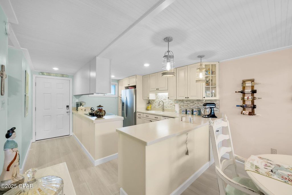 Image 9 of property listing at 22400 Front Beach Road 24, Panama City Beach, FL 32413