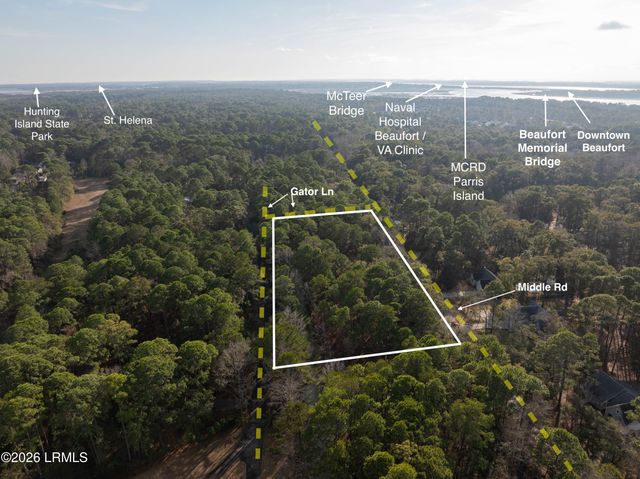 106 Gator Lane, Lady's Island, SC 29907