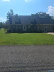 266 Lakewood Road, Rainbow City, AL 35906
