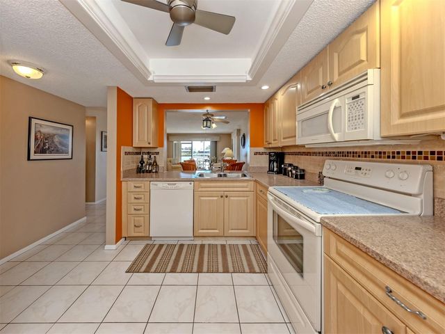 1208 PINE LAKE DRIVE 8, Venice, FL 34285