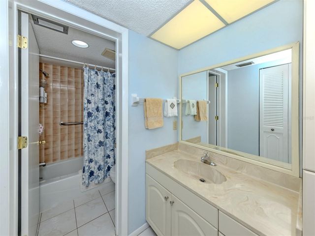 1208 PINE LAKE DRIVE 8, Venice, FL 34285