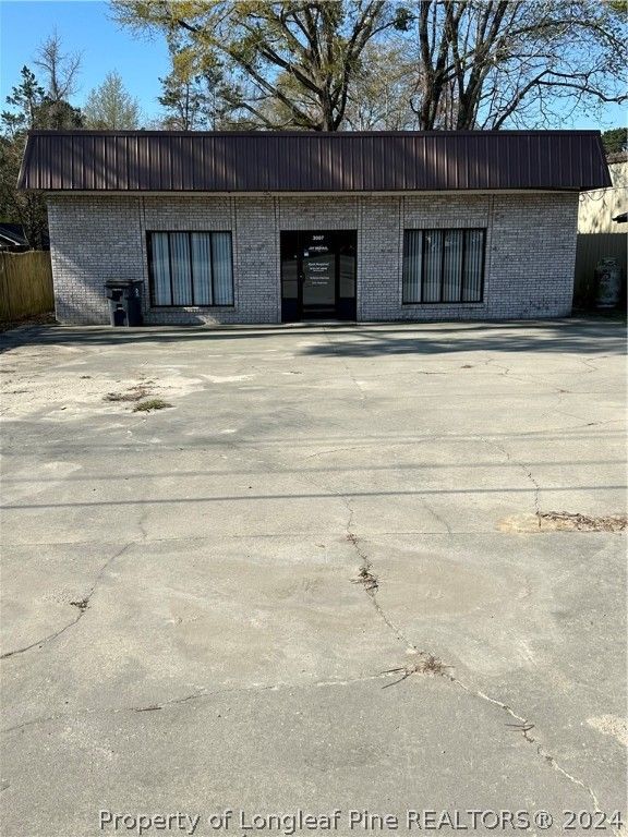3007 Broad Street, Elizabethtown, NC 28337 — exterior