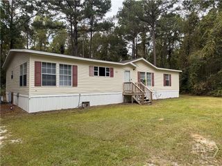 1093 Lawrence Church Road, Pembroke, GA 31321