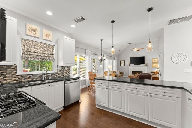 1475 Chadwick Ridge Court, Lawrenceville, GA 30043