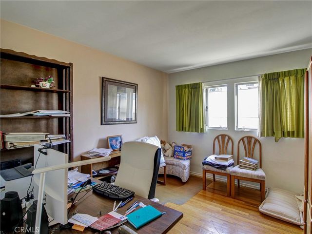 6928 Tobias Avenue, Van Nuys, CA 91405