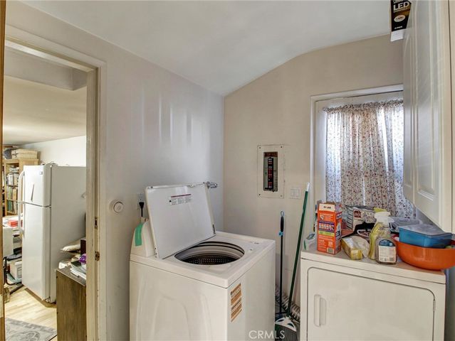 6928 Tobias Avenue, Van Nuys, CA 91405