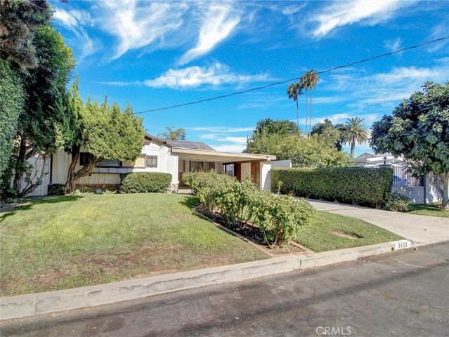 6928 Tobias Avenue, Van Nuys, CA 91405